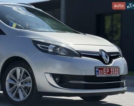 Серый Рено Гранд Сценик, объемом двигателя 1.6 л и пробегом 260 тыс. км за 9300 $, фото 5 на Automoto.ua