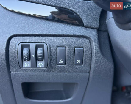 Рено Гранд Сценик 2013 в Стрые на Automoto.ua Серый Рено Гранд Сценик, объемом двигателя 1.6 л и пробегом 229 тыс. км за 9750 $, фото 36 на Automoto.ua