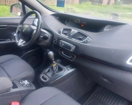 Сірий Рено Гранд Сценік, об'ємом двигуна 1.5 л та пробігом 278 тис. км за 7000 $, фото 1 на Automoto.ua