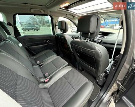 Сірий Рено Гранд Сценік, об'ємом двигуна 1.5 л та пробігом 168 тис. км за 10950 $, фото 23 на Automoto.ua