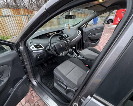 Сірий Рено Гранд Сценік, об'ємом двигуна 1.6 л та пробігом 251 тис. км за 9300 $, фото 32 на Automoto.ua