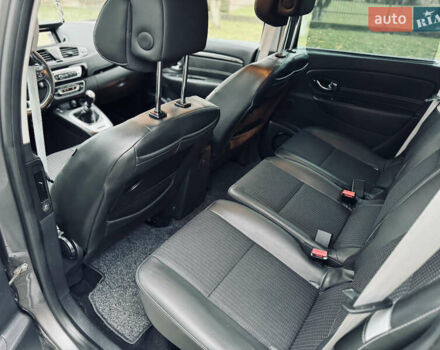 Сірий Рено Гранд Сценік, об'ємом двигуна 1.6 л та пробігом 280 тис. км за 9400 $, фото 27 на Automoto.ua