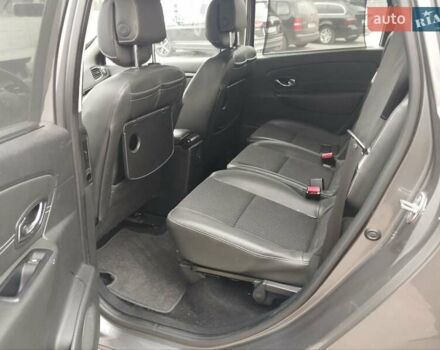 Серый Рено Гранд Сценик, объемом двигателя 1.5 л и пробегом 219 тыс. км за 9900 $, фото 16 на Automoto.ua