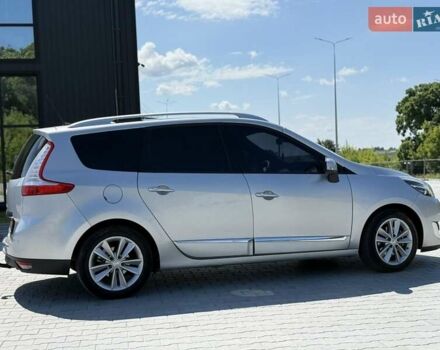 Серый Рено Гранд Сценик, объемом двигателя 1.6 л и пробегом 260 тыс. км за 9300 $, фото 1 на Automoto.ua