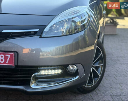 Рено Гранд Сценик 2013 в Стрые на Automoto.ua Серый Рено Гранд Сценик, объемом двигателя 1.6 л и пробегом 229 тыс. км за 9750 $, фото 15 на Automoto.ua