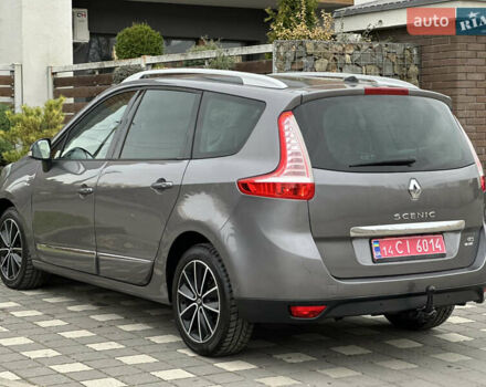 Серый Рено Гранд Сценик, объемом двигателя 1.6 л и пробегом 229 тыс. км за 10650 $, фото 47 на Automoto.ua