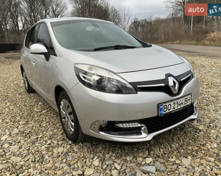Сірий Рено Гранд Сценік, об'ємом двигуна 1.5 л та пробігом 304 тис. км за 8950 $, фото 3 на Automoto.ua