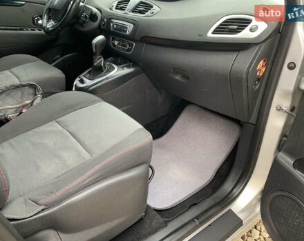Сірий Рено Гранд Сценік, об'ємом двигуна 1.5 л та пробігом 304 тис. км за 8950 $, фото 11 на Automoto.ua