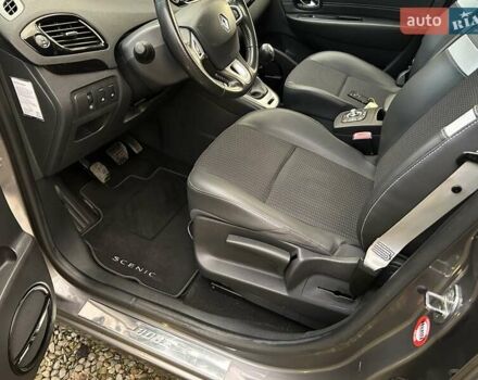 Серый Рено Гранд Сценик, объемом двигателя 1.2 л и пробегом 237 тыс. км за 7799 $, фото 24 на Automoto.ua