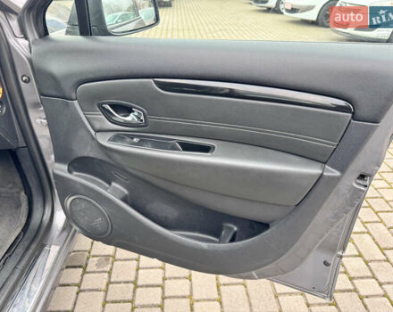 Серый Рено Гранд Сценик, объемом двигателя 1.5 л и пробегом 282 тыс. км за 9500 $, фото 24 на Automoto.ua