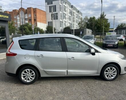 Сірий Рено Гранд Сценік, об'ємом двигуна 1.6 л та пробігом 194 тис. км за 8777 $, фото 5 на Automoto.ua