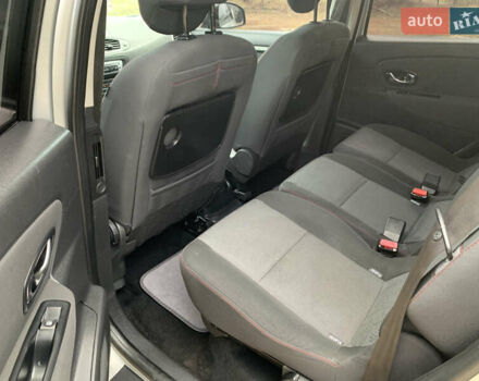 Сірий Рено Гранд Сценік, об'ємом двигуна 1.5 л та пробігом 304 тис. км за 8950 $, фото 23 на Automoto.ua