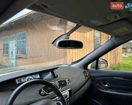 Серый Рено Гранд Сценик, объемом двигателя 1.2 л и пробегом 237 тыс. км за 7799 $, фото 27 на Automoto.ua