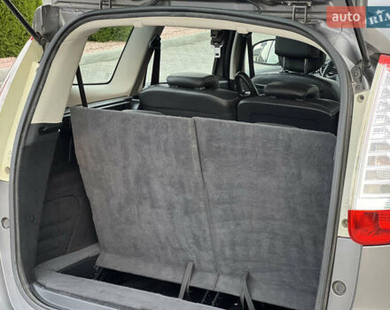 Сірий Рено Гранд Сценік, об'ємом двигуна 1.5 л та пробігом 210 тис. км за 10000 $, фото 74 на Automoto.ua