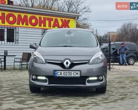 Сірий Рено Гранд Сценік, об'ємом двигуна 1.46 л та пробігом 217 тис. км за 8500 $, фото 11 на Automoto.ua