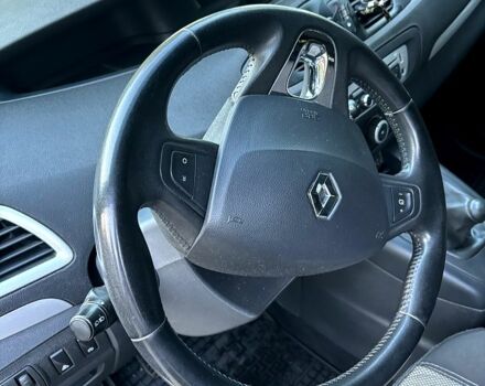 Серый Рено Гранд Сценик, объемом двигателя 1.5 л и пробегом 230 тыс. км за 8600 $, фото 4 на Automoto.ua