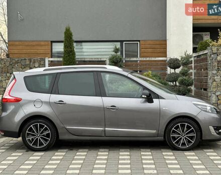 Серый Рено Гранд Сценик, объемом двигателя 1.6 л и пробегом 229 тыс. км за 10650 $, фото 2 на Automoto.ua