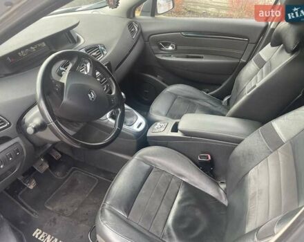 Серый Рено Гранд Сценик, объемом двигателя 1.5 л и пробегом 239 тыс. км за 8300 $, фото 9 на Automoto.ua