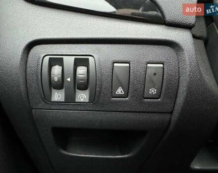 Сірий Рено Гранд Сценік, об'ємом двигуна 1.5 л та пробігом 168 тис. км за 10950 $, фото 29 на Automoto.ua