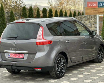 Серый Рено Гранд Сценик, объемом двигателя 1.6 л и пробегом 229 тыс. км за 10650 $, фото 48 на Automoto.ua