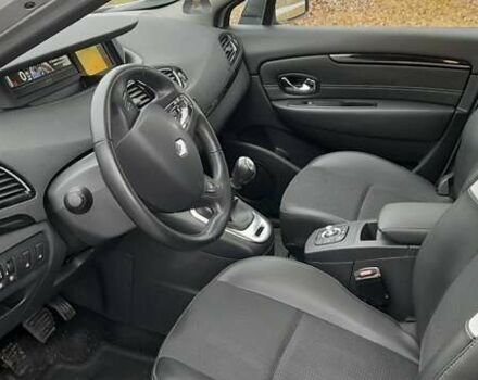 Серый Рено Гранд Сценик, объемом двигателя 1.46 л и пробегом 223 тыс. км за 11199 $, фото 15 на Automoto.ua