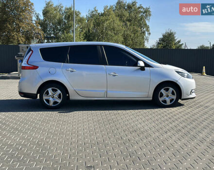 Серый Рено Гранд Сценик, объемом двигателя 1.46 л и пробегом 250 тыс. км за 8000 $, фото 5 на Automoto.ua