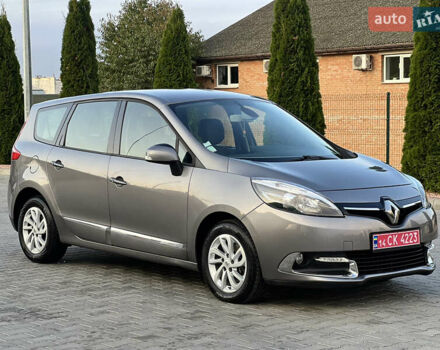 Сірий Рено Гранд Сценік, об'ємом двигуна 1.5 л та пробігом 210 тис. км за 10000 $, фото 25 на Automoto.ua