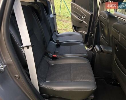 Сірий Рено Гранд Сценік, об'ємом двигуна 1.2 л та пробігом 237 тис. км за 7599 $, фото 44 на Automoto.ua