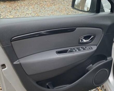 Серый Рено Гранд Сценик, объемом двигателя 1.5 л и пробегом 207 тыс. км за 9300 $, фото 8 на Automoto.ua