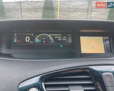 Серый Рено Гранд Сценик, объемом двигателя 1.5 л и пробегом 239 тыс. км за 8300 $, фото 10 на Automoto.ua
