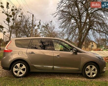 Сірий Рено Гранд Сценік, об'ємом двигуна 1.2 л та пробігом 237 тис. км за 7599 $, фото 14 на Automoto.ua