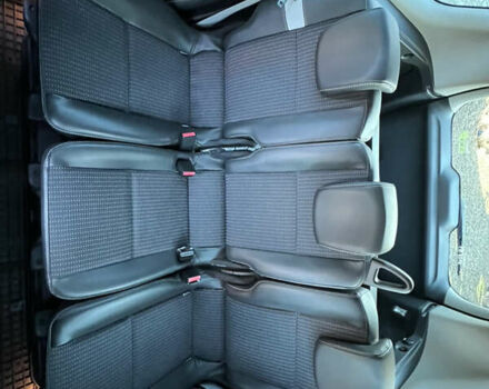 Серый Рено Гранд Сценик, объемом двигателя 1.6 л и пробегом 220 тыс. км за 9299 $, фото 30 на Automoto.ua