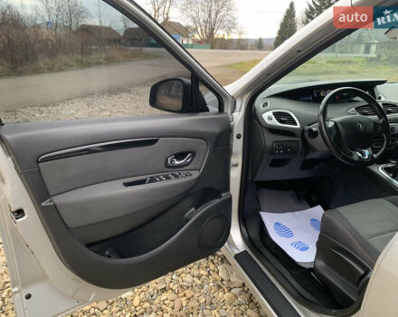 Сірий Рено Гранд Сценік, об'ємом двигуна 1.5 л та пробігом 304 тис. км за 8950 $, фото 16 на Automoto.ua