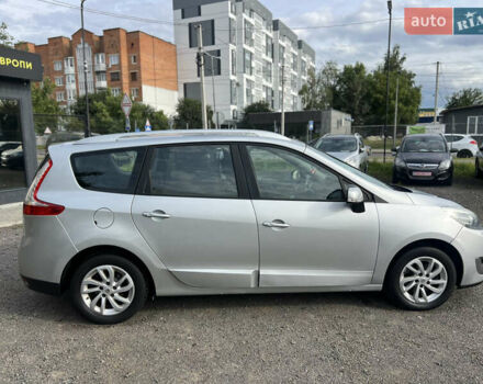 Серый Рено Гранд Сценик, объемом двигателя 1.6 л и пробегом 212 тыс. км за 8778 $, фото 6 на Automoto.ua