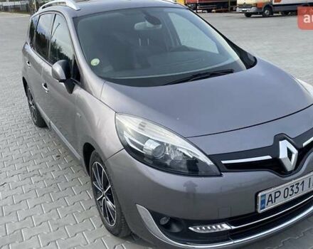 Серый Рено Гранд Сценик, объемом двигателя 1.5 л и пробегом 307 тыс. км за 10000 $, фото 1 на Automoto.ua