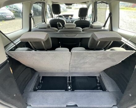 Сірий Рено Гранд Сценік, об'ємом двигуна 1.6 л та пробігом 194 тис. км за 8777 $, фото 17 на Automoto.ua