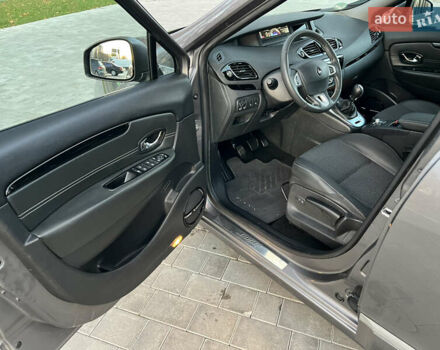 Серый Рено Гранд Сценик, объемом двигателя 0 л и пробегом 207 тыс. км за 10999 $, фото 33 на Automoto.ua