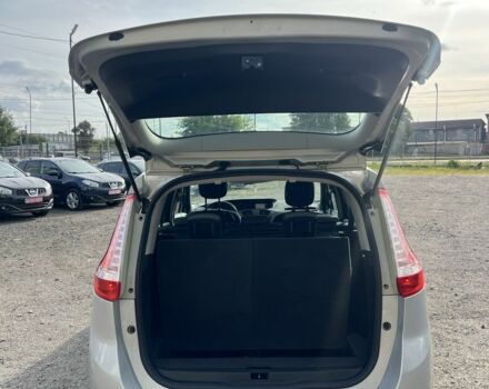 Сірий Рено Гранд Сценік, об'ємом двигуна 1.6 л та пробігом 194 тис. км за 8777 $, фото 16 на Automoto.ua