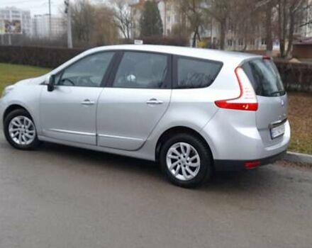 Серый Рено Гранд Сценик, объемом двигателя 1.46 л и пробегом 223 тыс. км за 11199 $, фото 7 на Automoto.ua