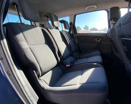 Серый Рено Гранд Сценик, объемом двигателя 1.5 л и пробегом 225 тыс. км за 9500 $, фото 15 на Automoto.ua