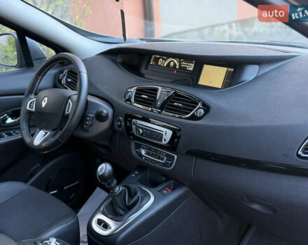 Рено Гранд Сценик 2013 в Стрые на Automoto.ua Серый Рено Гранд Сценик, объемом двигателя 1.6 л и пробегом 229 тыс. км за 9750 $, фото 53 на Automoto.ua