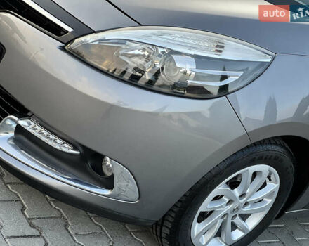 Сірий Рено Гранд Сценік, об'ємом двигуна 1.5 л та пробігом 210 тис. км за 10000 $, фото 36 на Automoto.ua