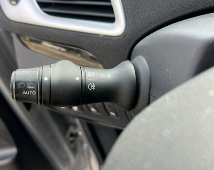 Серый Рено Гранд Сценик, объемом двигателя 1.6 л и пробегом 212 тыс. км за 8778 $, фото 19 на Automoto.ua