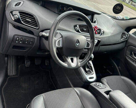 Серый Рено Гранд Сценик, объемом двигателя 1.6 л и пробегом 222 тыс. км за 8900 $, фото 8 на Automoto.ua
