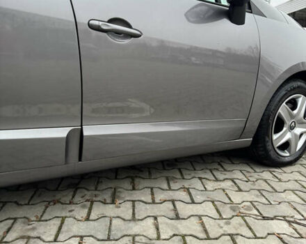 Сірий Рено Гранд Сценік, об'ємом двигуна 1.6 л та пробігом 251 тис. км за 9300 $, фото 2 на Automoto.ua