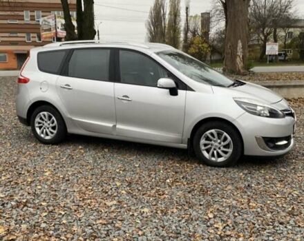 Серый Рено Гранд Сценик, объемом двигателя 1.5 л и пробегом 207 тыс. км за 9300 $, фото 3 на Automoto.ua