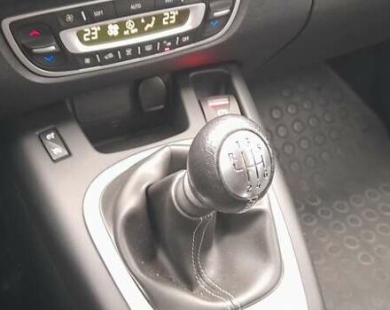 Серый Рено Гранд Сценик, объемом двигателя 1.46 л и пробегом 223 тыс. км за 11199 $, фото 29 на Automoto.ua