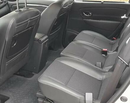 Серый Рено Гранд Сценик, объемом двигателя 1.46 л и пробегом 223 тыс. км за 11199 $, фото 13 на Automoto.ua