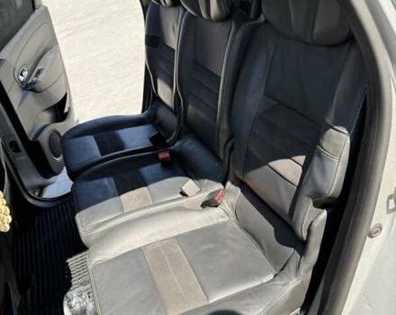 Серый Рено Гранд Сценик, объемом двигателя 1.6 л и пробегом 260 тыс. км за 9300 $, фото 26 на Automoto.ua