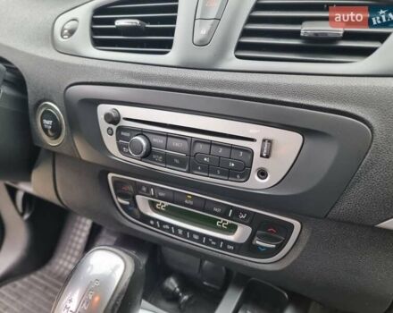 Сірий Рено Гранд Сценік, об'ємом двигуна 1.46 л та пробігом 217 тис. км за 8500 $, фото 26 на Automoto.ua